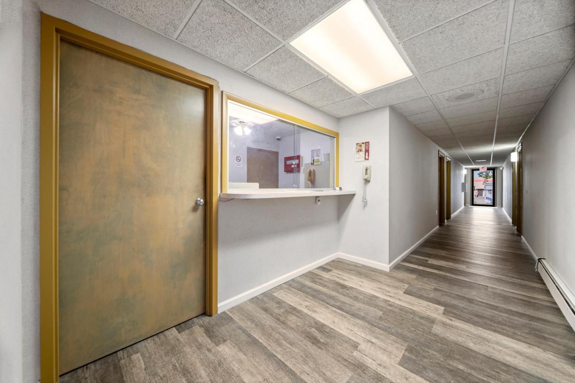 Cass City Executive Inn מראה חיצוני תמונה