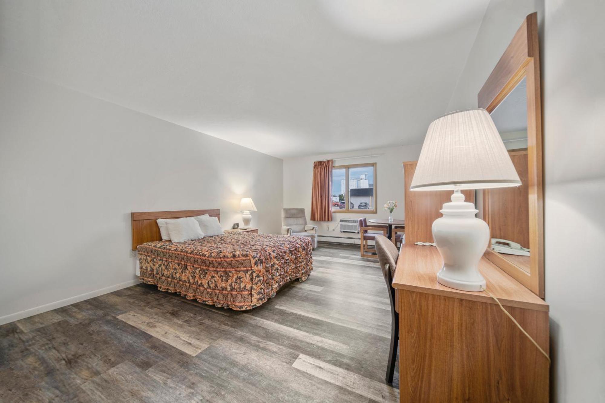Cass City Executive Inn מראה חיצוני תמונה