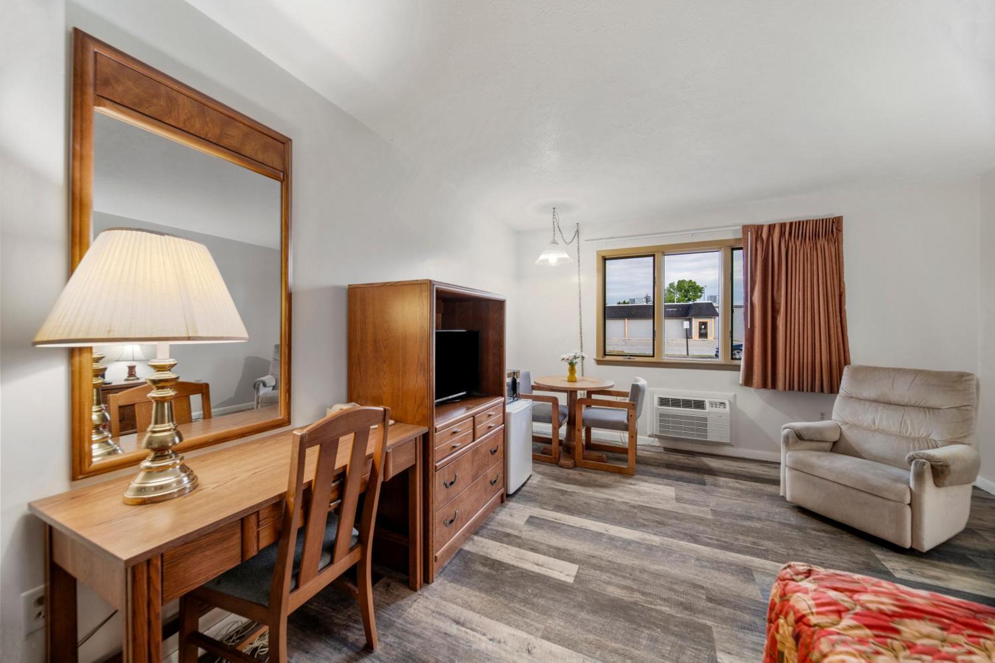 Cass City Executive Inn מראה חיצוני תמונה