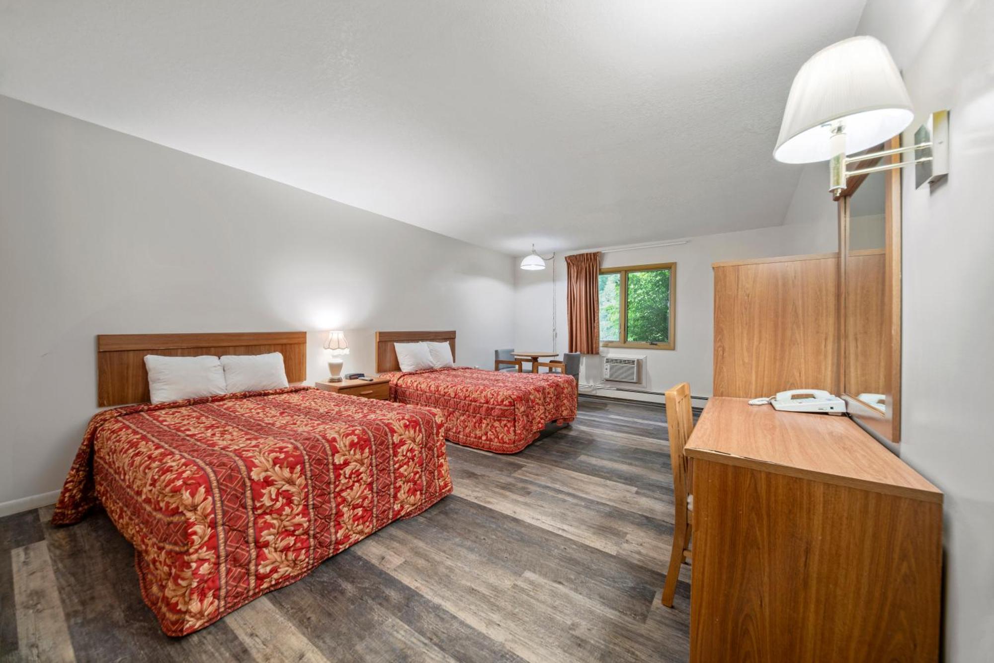 Cass City Executive Inn מראה חיצוני תמונה